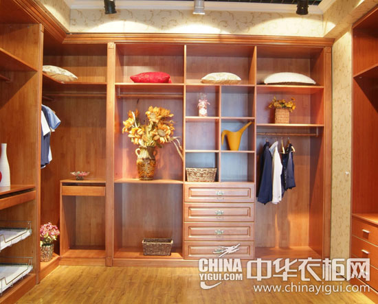 整合新媒体营销模式 衣柜企业需顺势而为