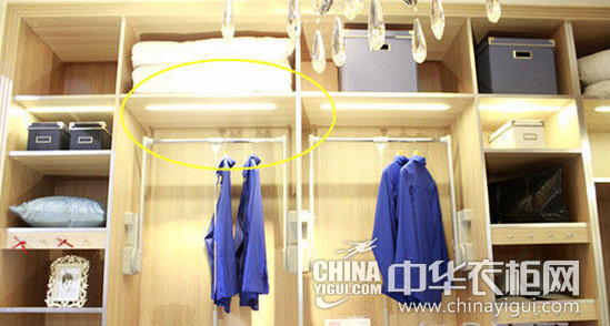 箭牌简爱现代系列衣帽间 高端大气让人心旷神